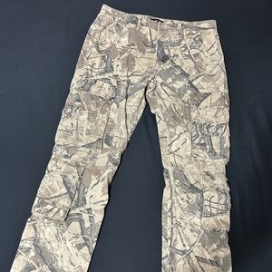 FashionNova Men cargo pants